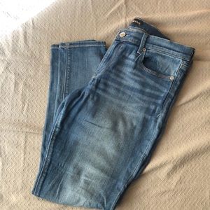 EXPRESS MID RISE LEGGING JEANS